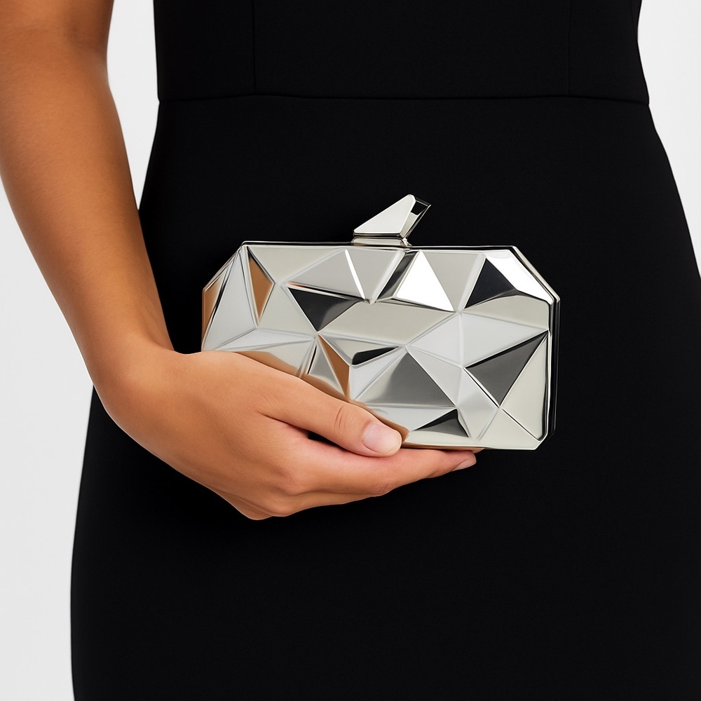 Clutch Bag in Shiny Silver for Cocktail Party, Metallic Clutch Purse - Picture 4 of 17